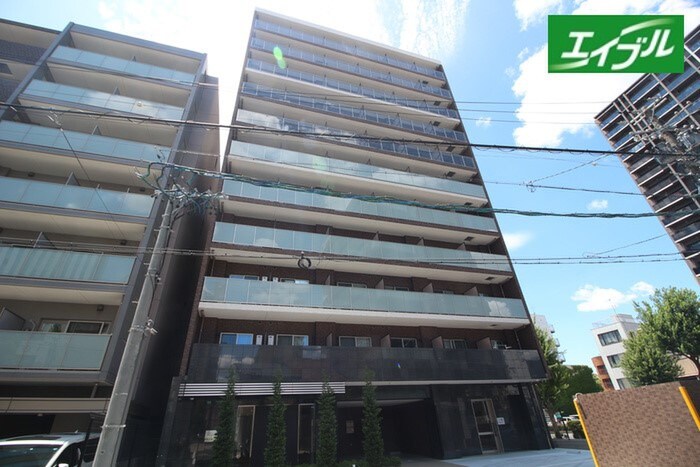 ディアレイシャス泉の物件外観写真