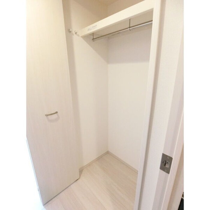 ディアレイシャス泉の物件内観写真