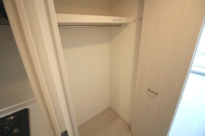 ディアレイシャス泉の物件内観写真