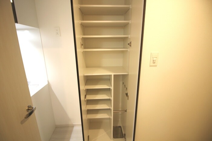 ディアレイシャス泉の物件内観写真