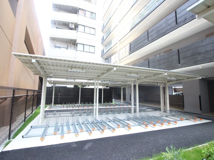 プレサンス桜山駅前アフォードの物件外観写真