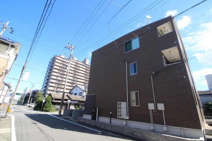 ヴィスタレジーナの物件外観写真