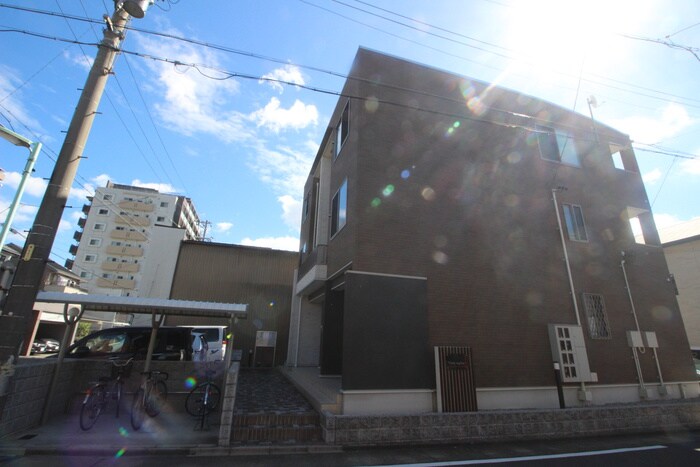 ヴィスタレジーナの物件外観写真