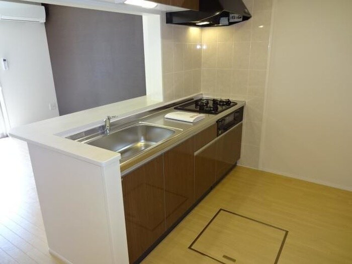 ルミエールウエストの物件内観写真