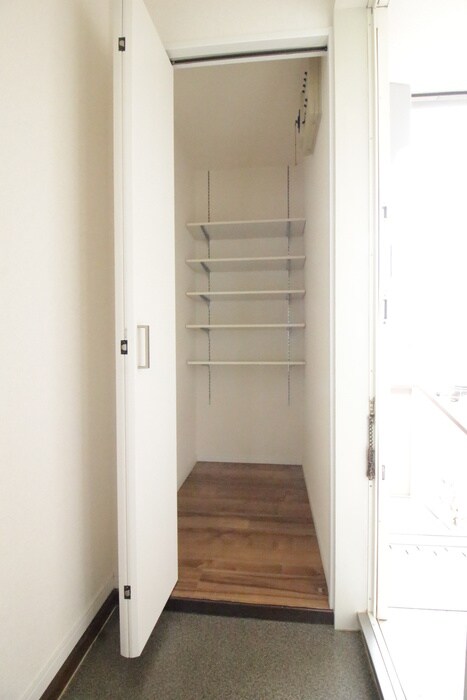 ブランニュー白山の物件内観写真