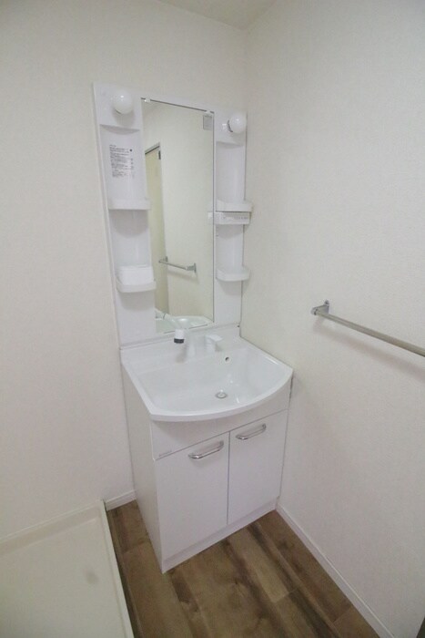 ブランニュー白山の物件内観写真