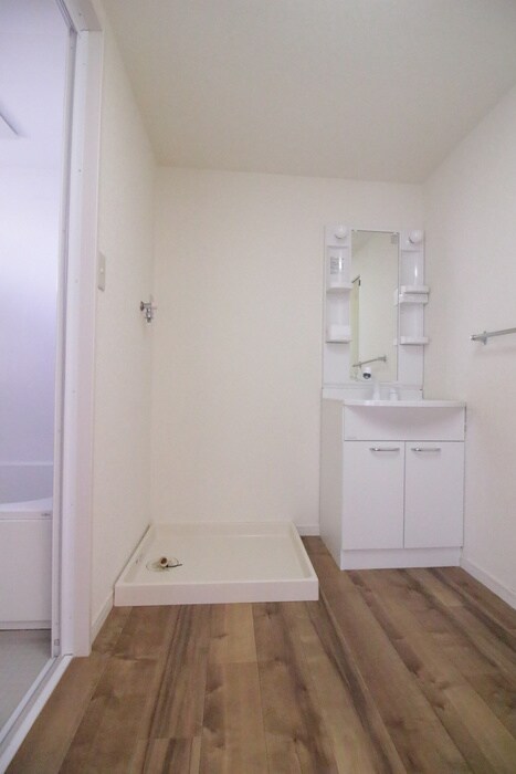 ブランニュー白山の物件内観写真