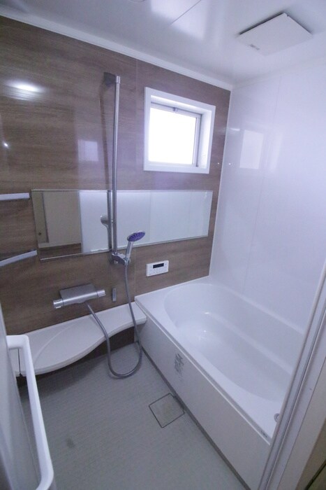 ブランニュー白山の物件内観写真