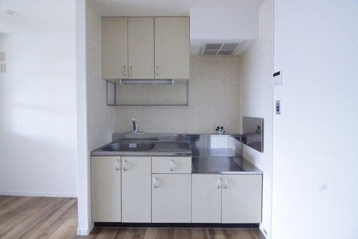 ブランニュー白山の物件内観写真