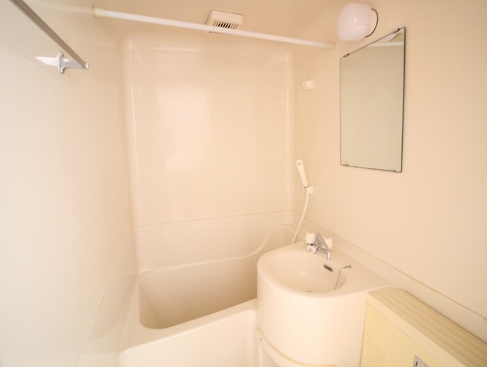 ロイヤルマンションヨコチの物件内観写真