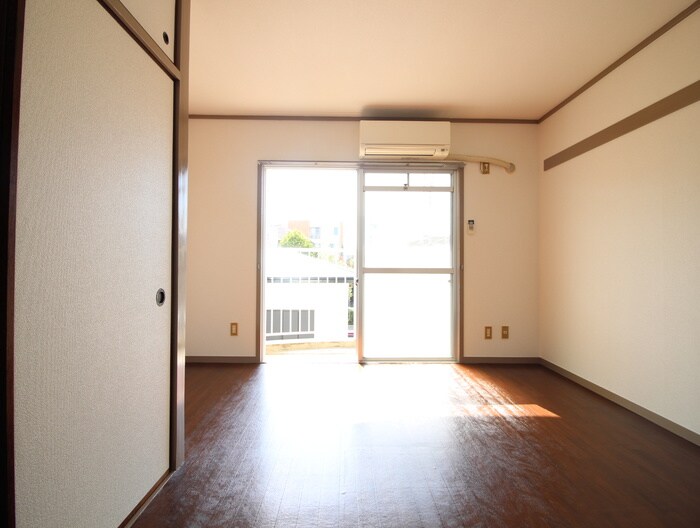 ロイヤルマンションヨコチの物件内観写真