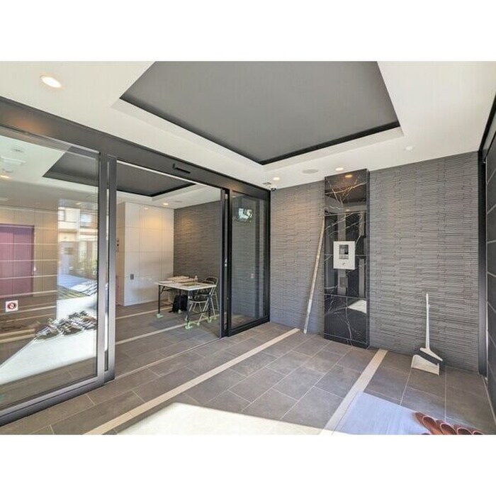 エスリード栄ラ・ヴィの物件外観写真