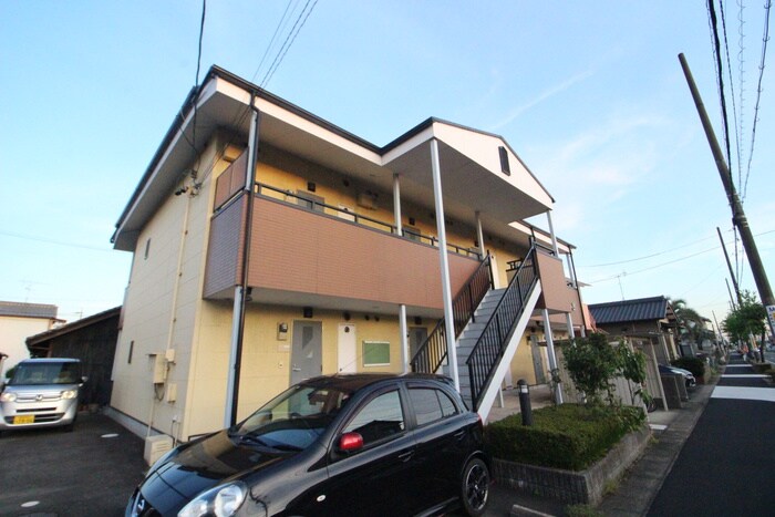 サープラスみきの物件外観写真