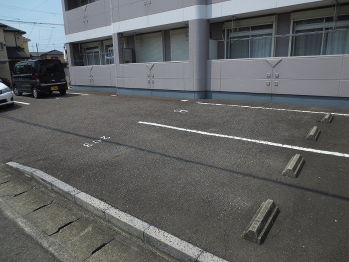 サンローズ東浦の物件外観写真