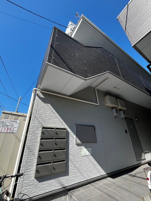 クレールフィルの物件外観写真