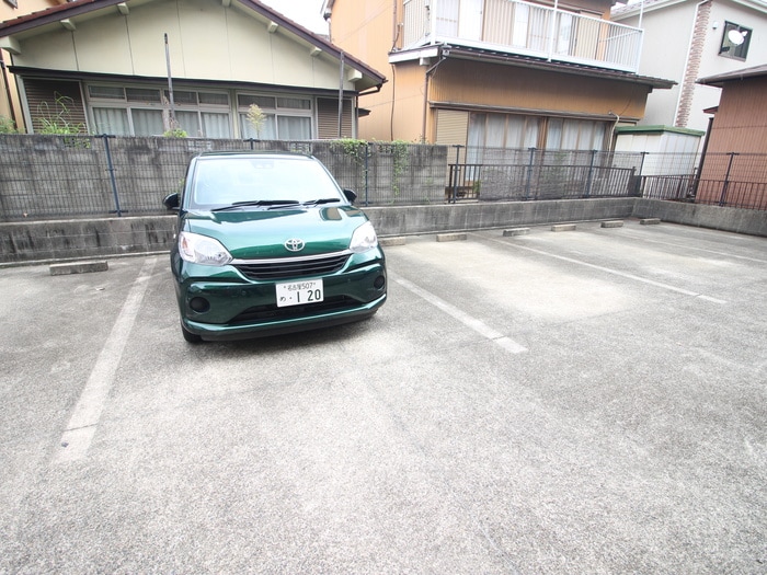 グローリ大島の物件外観写真