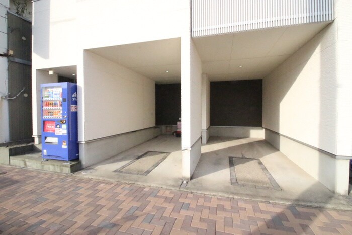 エメテラスの物件外観写真