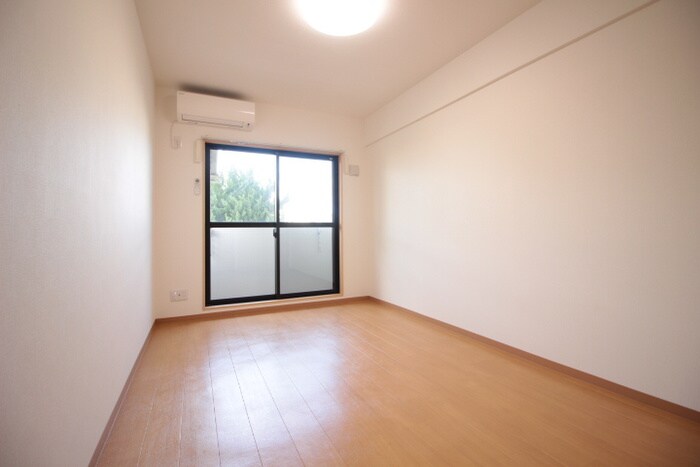 Ａ・Ｃｉｔｙ中川の物件内観写真