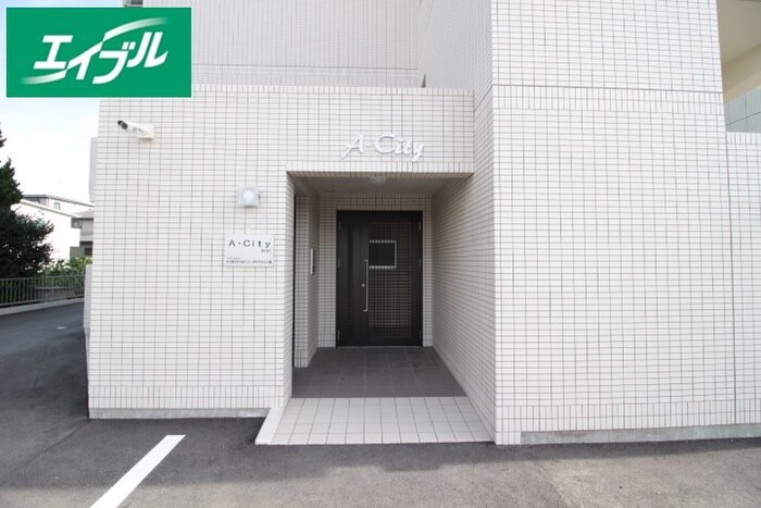 Ａ・Ｃｉｔｙ中川の物件外観写真