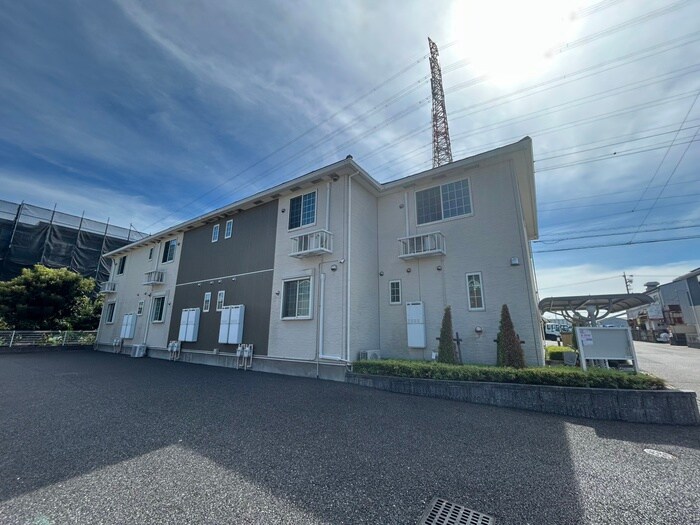 エアリーコートの物件外観写真