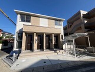 ロージーの物件外観写真