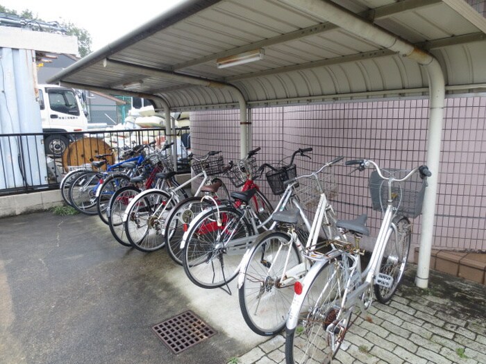 リッシュ・ラフォ－レの物件外観写真