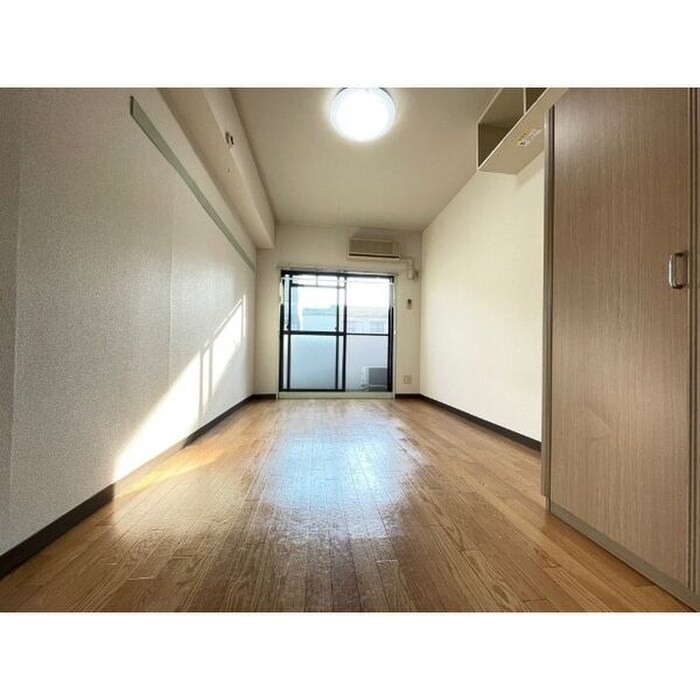 リッシュ・ラフォ－レの物件内観写真