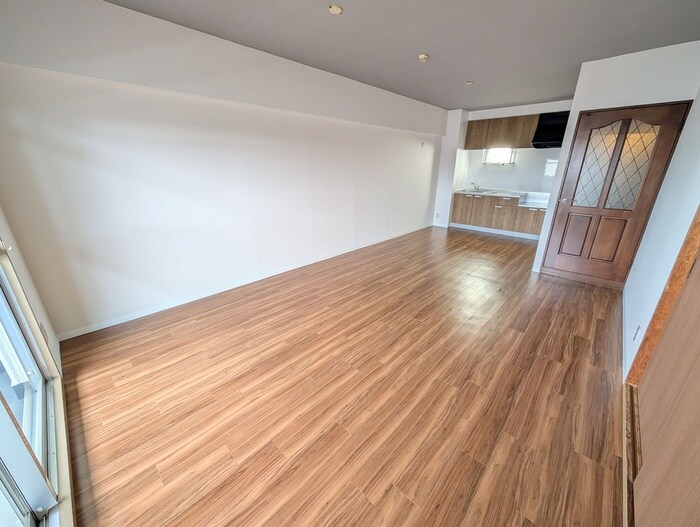 鴻ノ巣ヒルズビルの物件内観写真