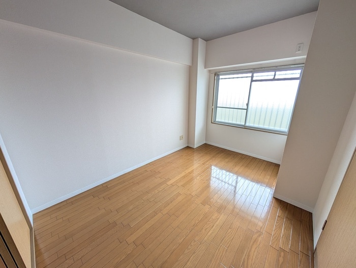 鴻ノ巣ヒルズビルの物件内観写真