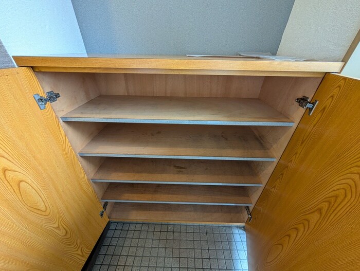 鴻ノ巣ヒルズビルの物件内観写真