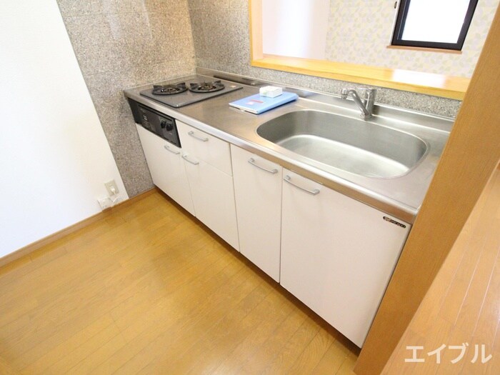 ドゥブラン上津の物件内観写真