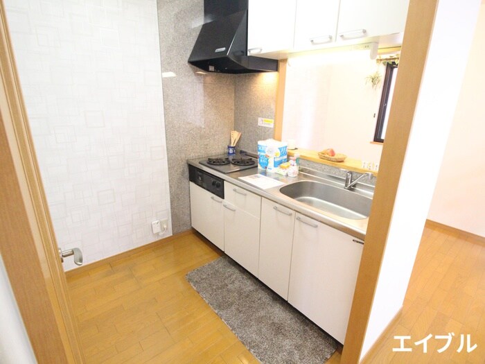 ドゥブラン上津の物件内観写真