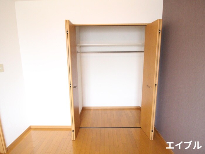 ドゥブラン上津の物件内観写真