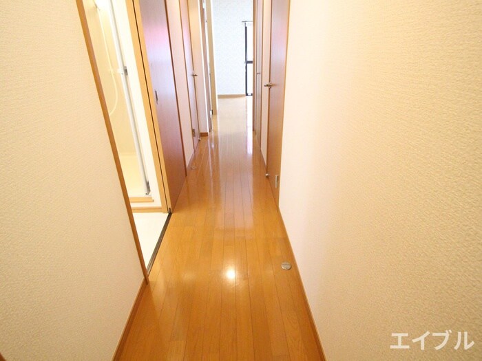 ドゥブラン上津の物件内観写真