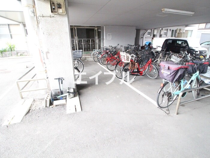 組坂ビル８の物件外観写真