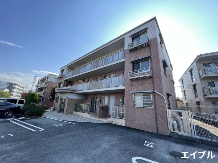 ラフィーネラベンダーの物件外観写真