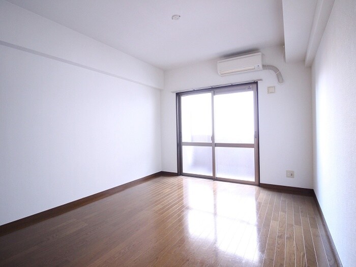 ＥＲＩＯＳ　ＣＯＵＲＴの物件内観写真