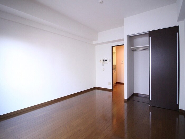 ＥＲＩＯＳ　ＣＯＵＲＴの物件内観写真