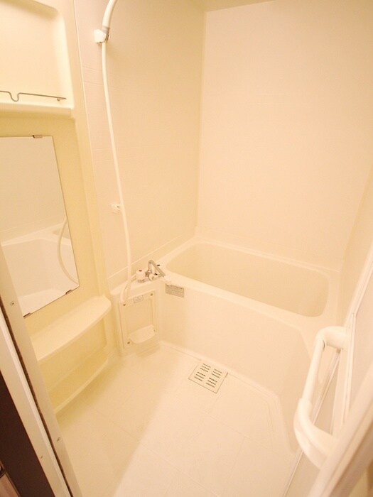 ＥＲＩＯＳ　ＣＯＵＲＴの物件内観写真