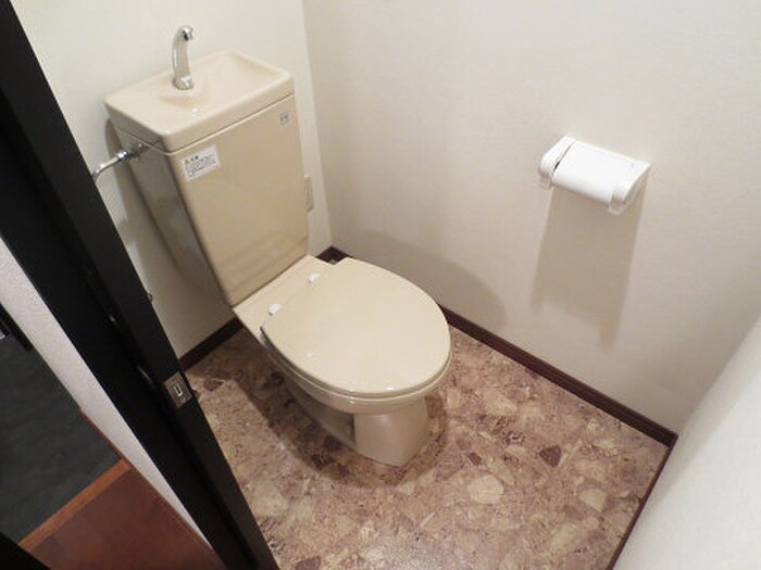 ＥＲＩＯＳ　ＣＯＵＲＴの物件内観写真