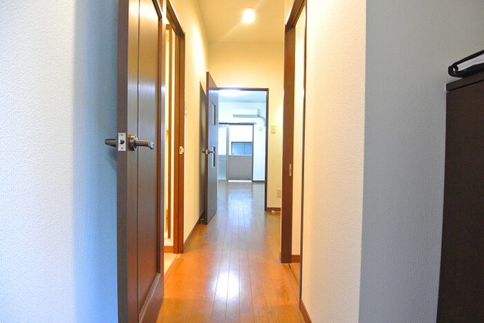 ＥＲＩＯＳ　ＣＯＵＲＴの物件内観写真