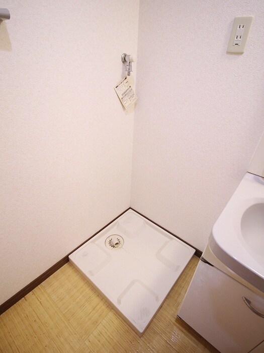 ＥＲＩＯＳ　ＣＯＵＲＴの物件内観写真