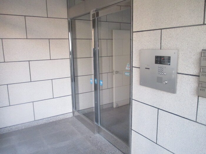 中原ビルの物件外観写真