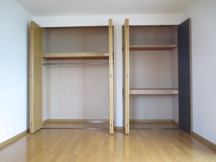 サニ－コ－ト若宮の物件内観写真