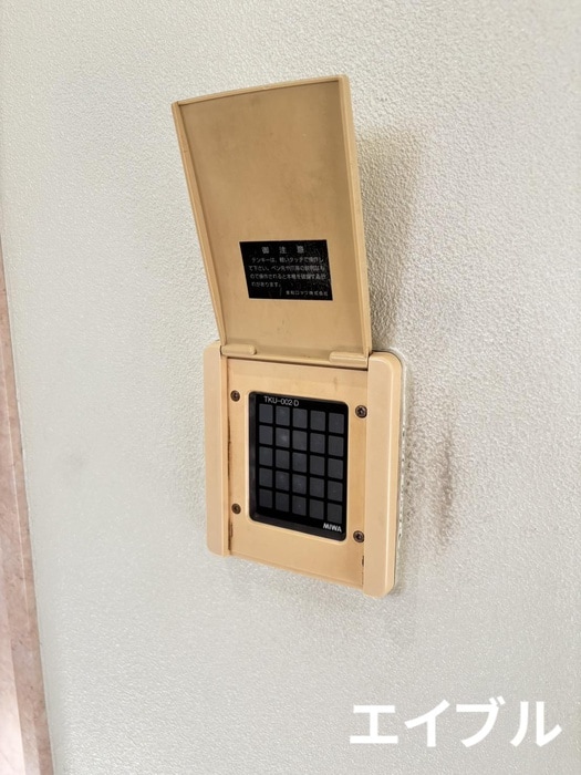 アヴァンセ・エフの物件外観写真