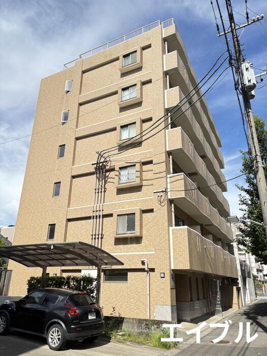 アヴァンセ・エフの物件外観写真