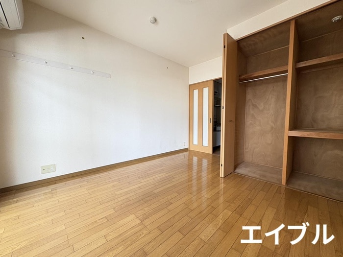 アヴァンセ・エフの物件内観写真