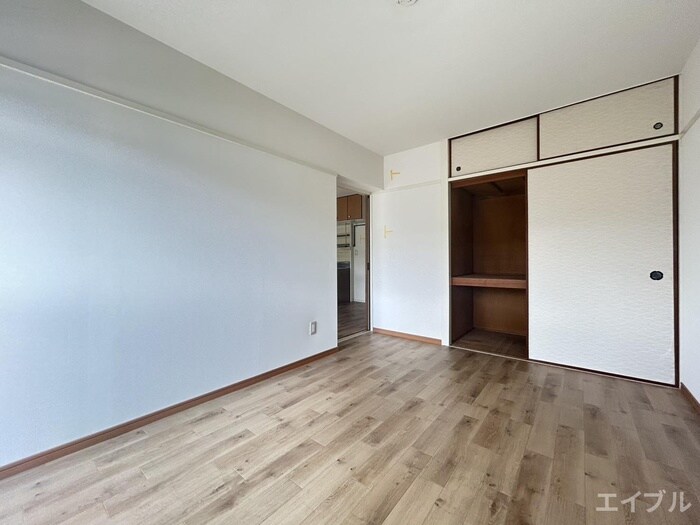 照栄ハイツの物件内観写真