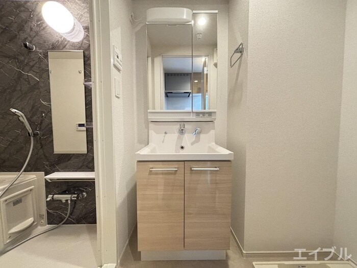 ＦＬレジデンス１の物件内観写真