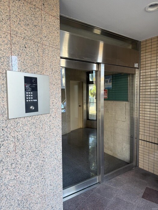 カーサ箱崎の物件外観写真